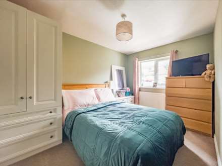 Phoenix Court, Batley, Image 10