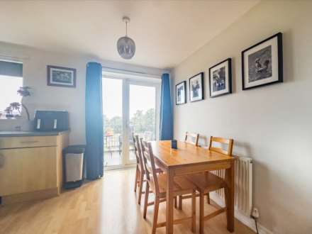 Phoenix Court, Batley, Image 5