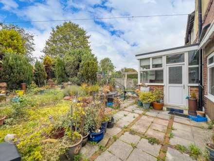 Monk Ings Avenue, Birstall, Image 17