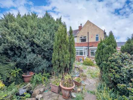 Monk Ings Avenue, Birstall, Image 20