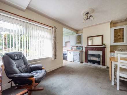 Monk Ings Avenue, Birstall, Image 4