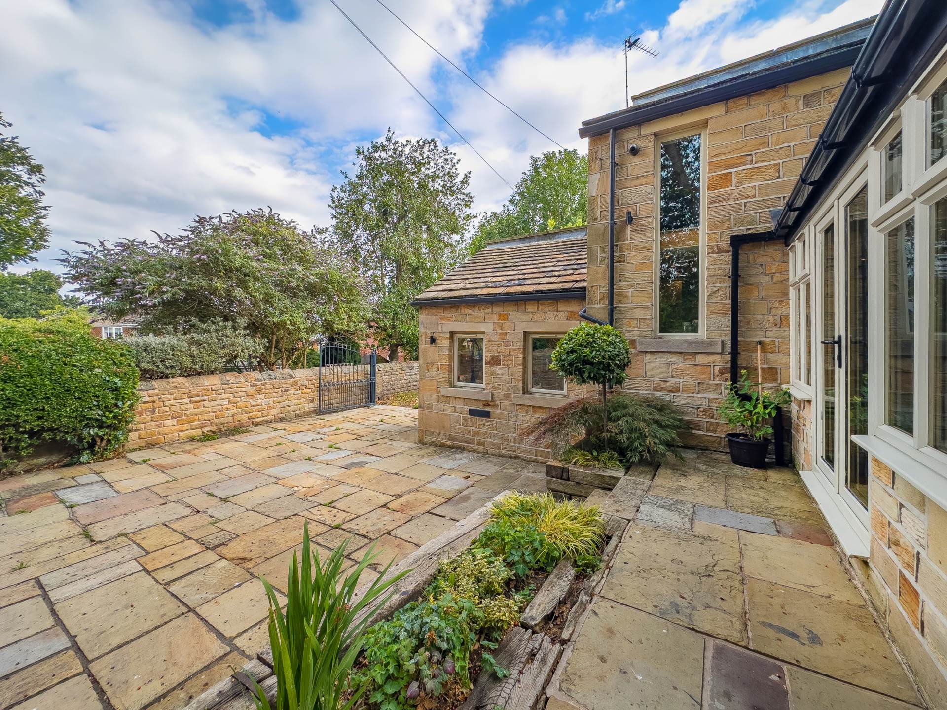 Kirkgate, Birstall, Image 44