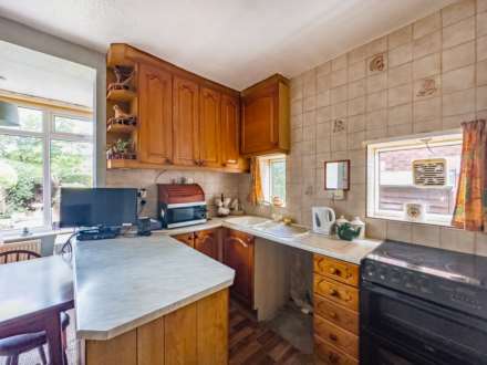 Leeds Road, Birstall, Image 2