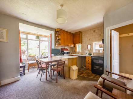 Leeds Road, Birstall, Image 4