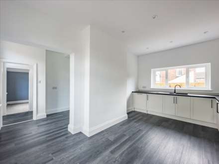 College Street, Birstall, Image 4