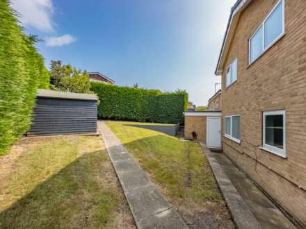 Birch Grove, Upper Batley, Image 25