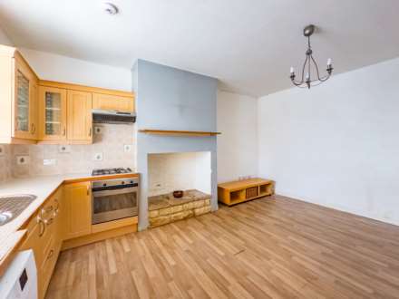 Headlands Street, Liversedge, Image 4