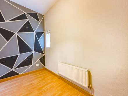 Headlands Street, Liversedge, Image 7