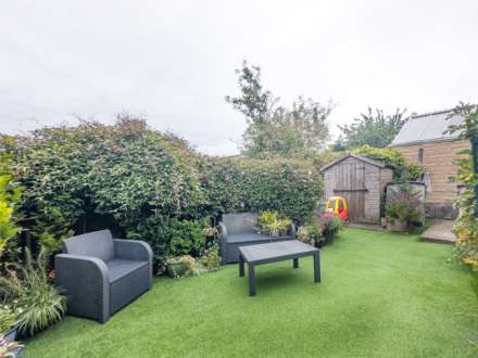 Oakwell Avenue, Batley, Image 14