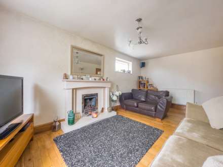 Oakwell Avenue, Batley, Image 6