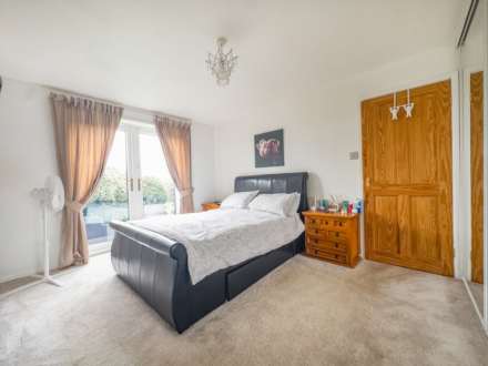 Oakwell Avenue, Batley, Image 9