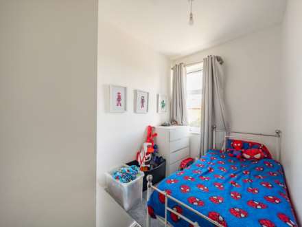 Boundary Road, Dewsbury, Image 10