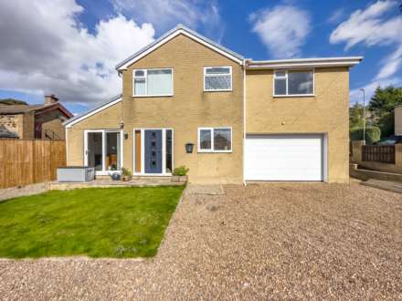 John Nelson Close, Batley