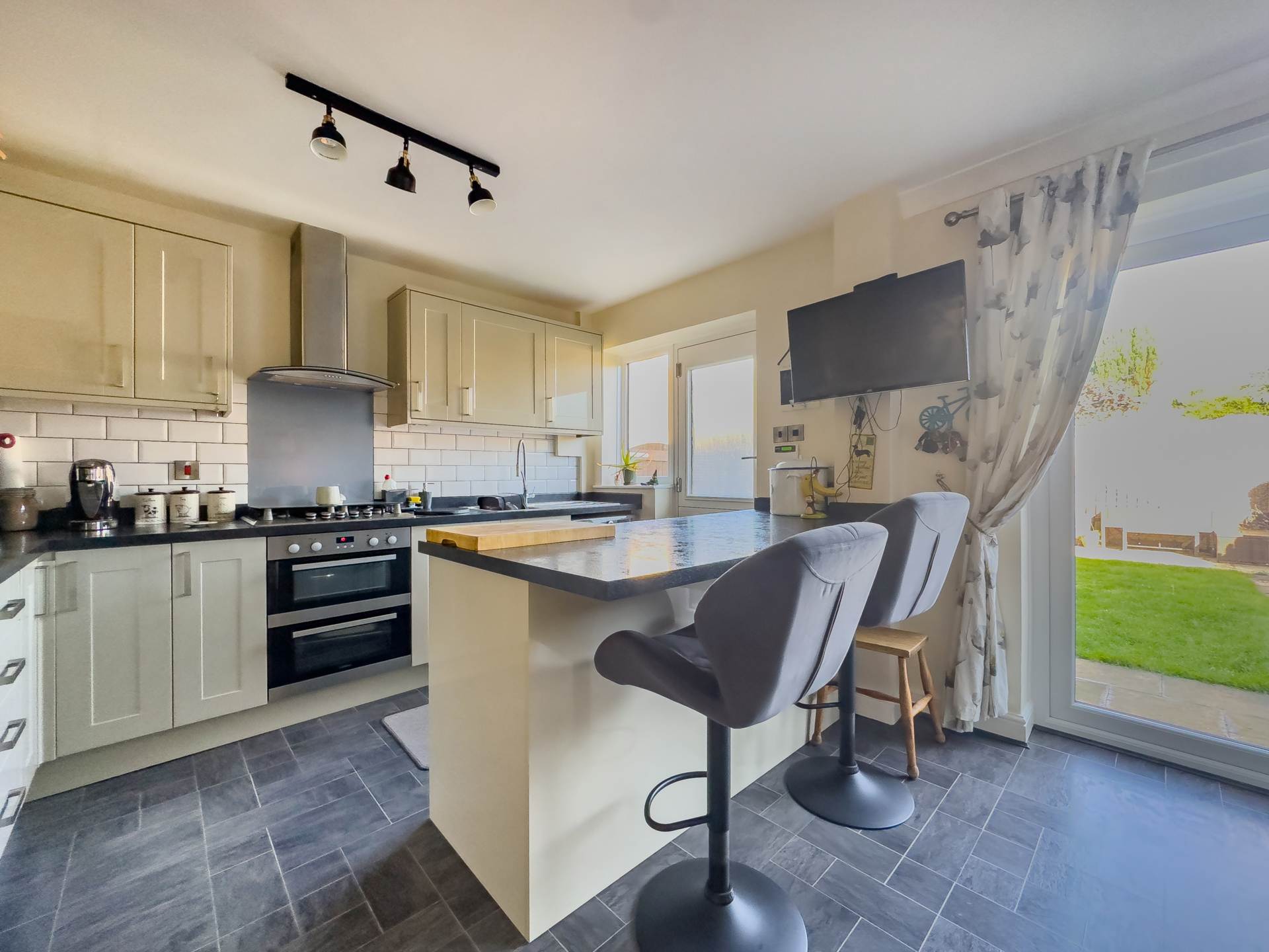 Upper Lane, Cleckheaton, Image 3