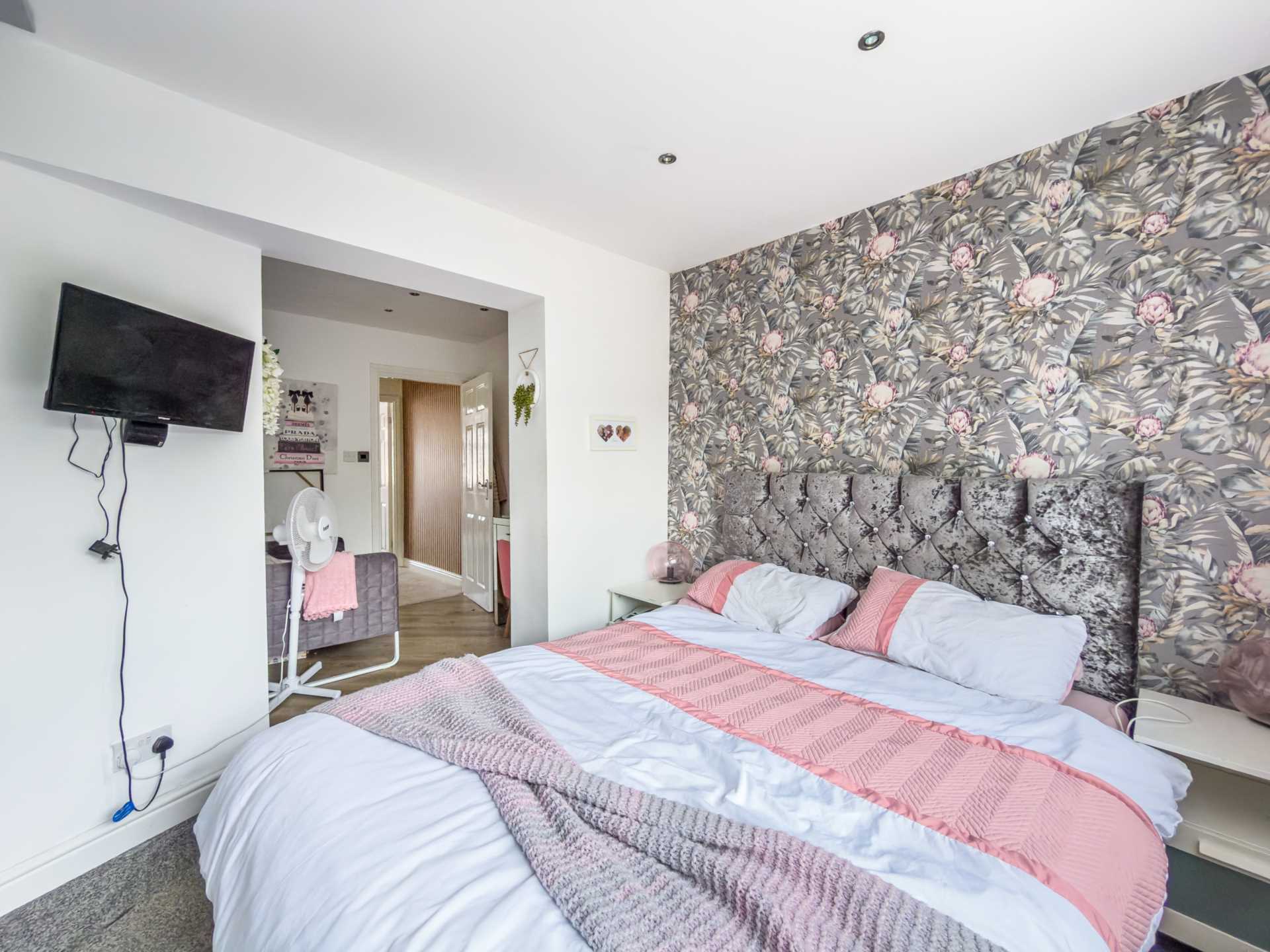 Clarence Street, Gomersal, Image 14