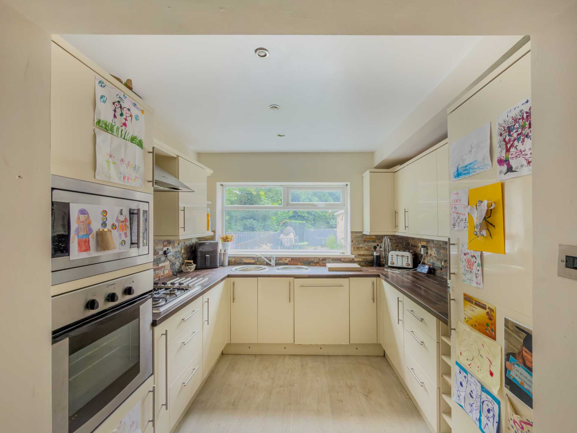 Clarence Street, Gomersal, Image 3