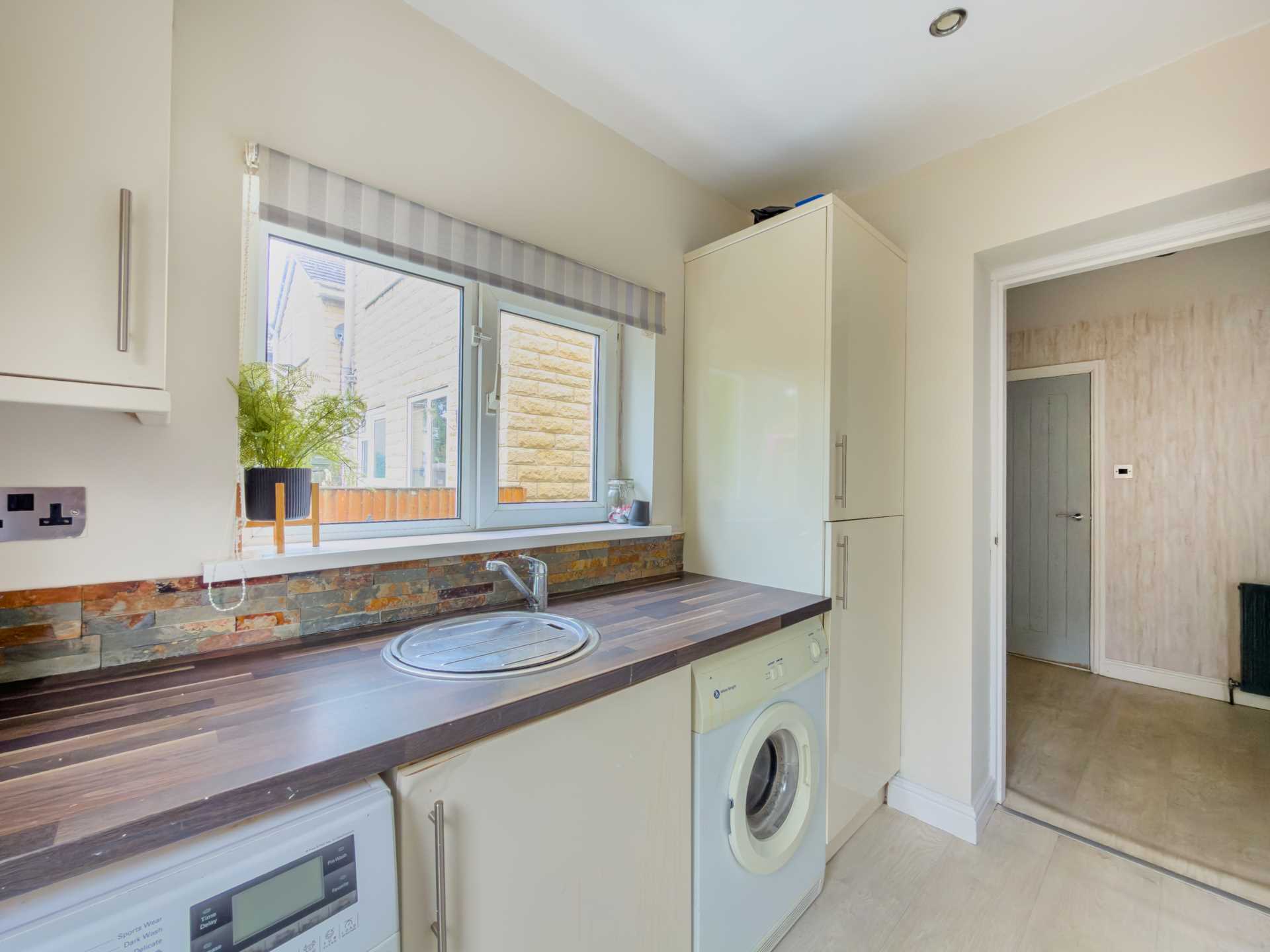 Clarence Street, Gomersal, Image 8