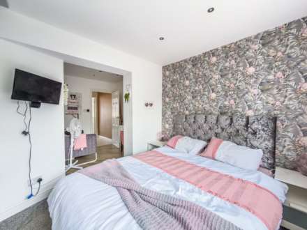 Clarence Street, Gomersal, Image 14