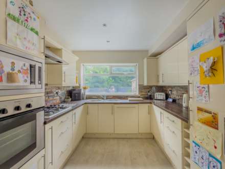 Clarence Street, Gomersal, Image 4