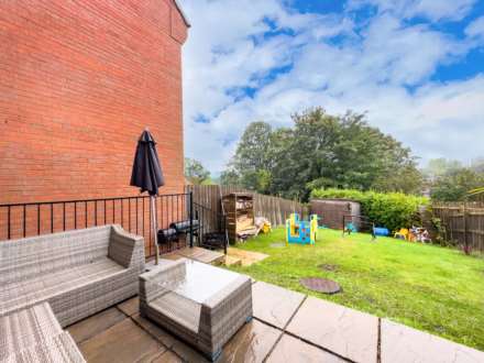 Brookroyd View, Batley, Image 21