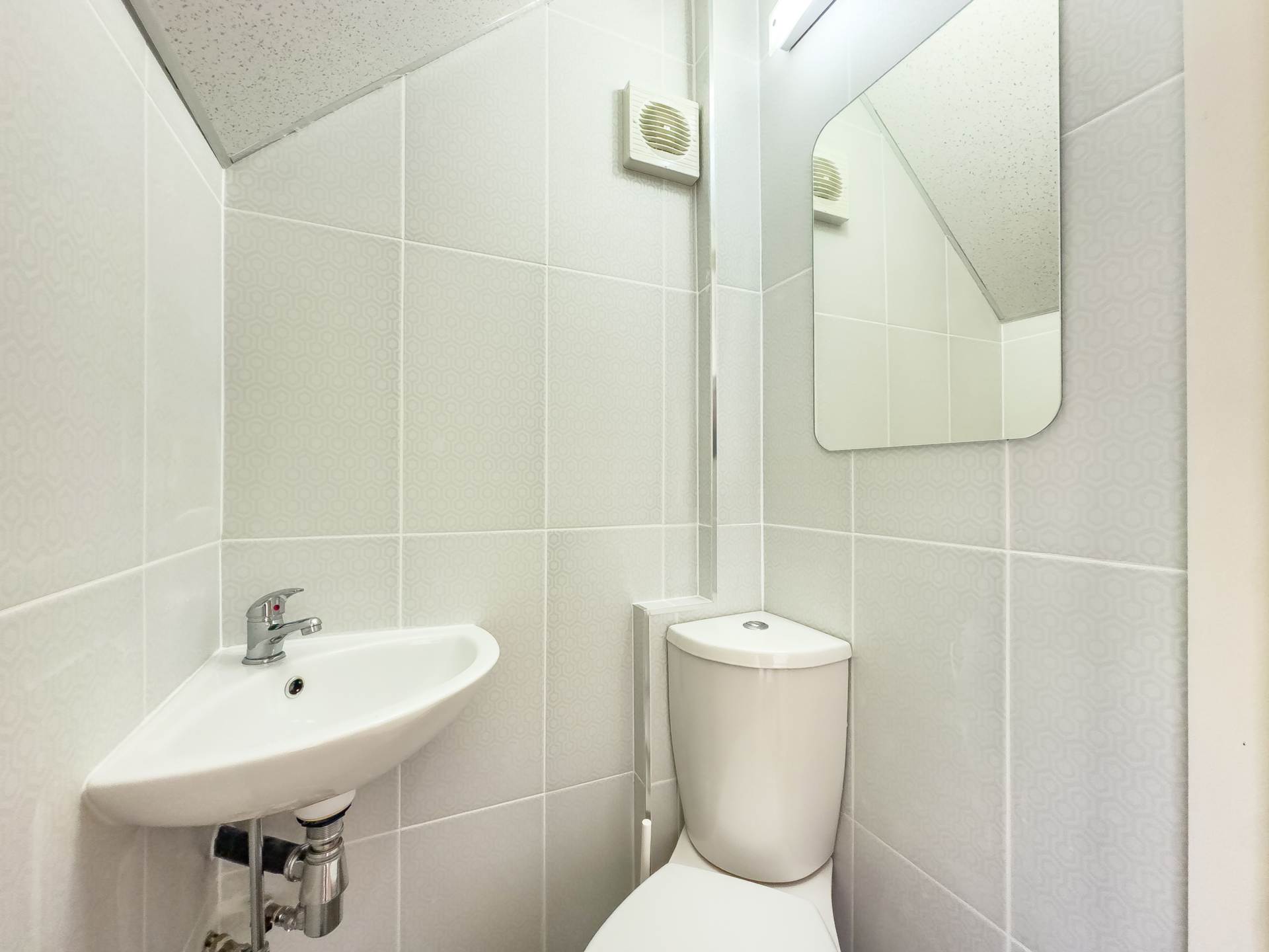 Fern Close, Batley, Image 3