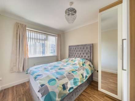 Fern Close, Batley, Image 16