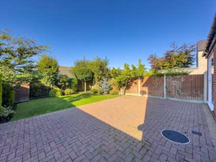 Fern Close, Batley, Image 23