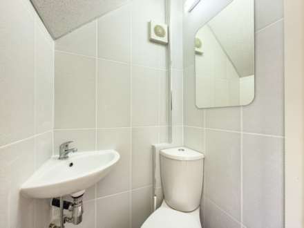 Fern Close, Batley, Image 3