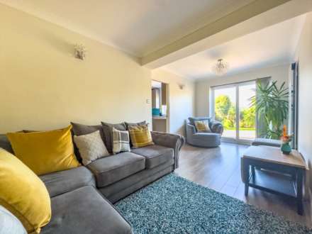 Fern Close, Batley, Image 8