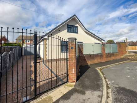 Tweed Close, Birstall, Image 35
