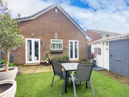 Tweed Close, Birstall, Image 43