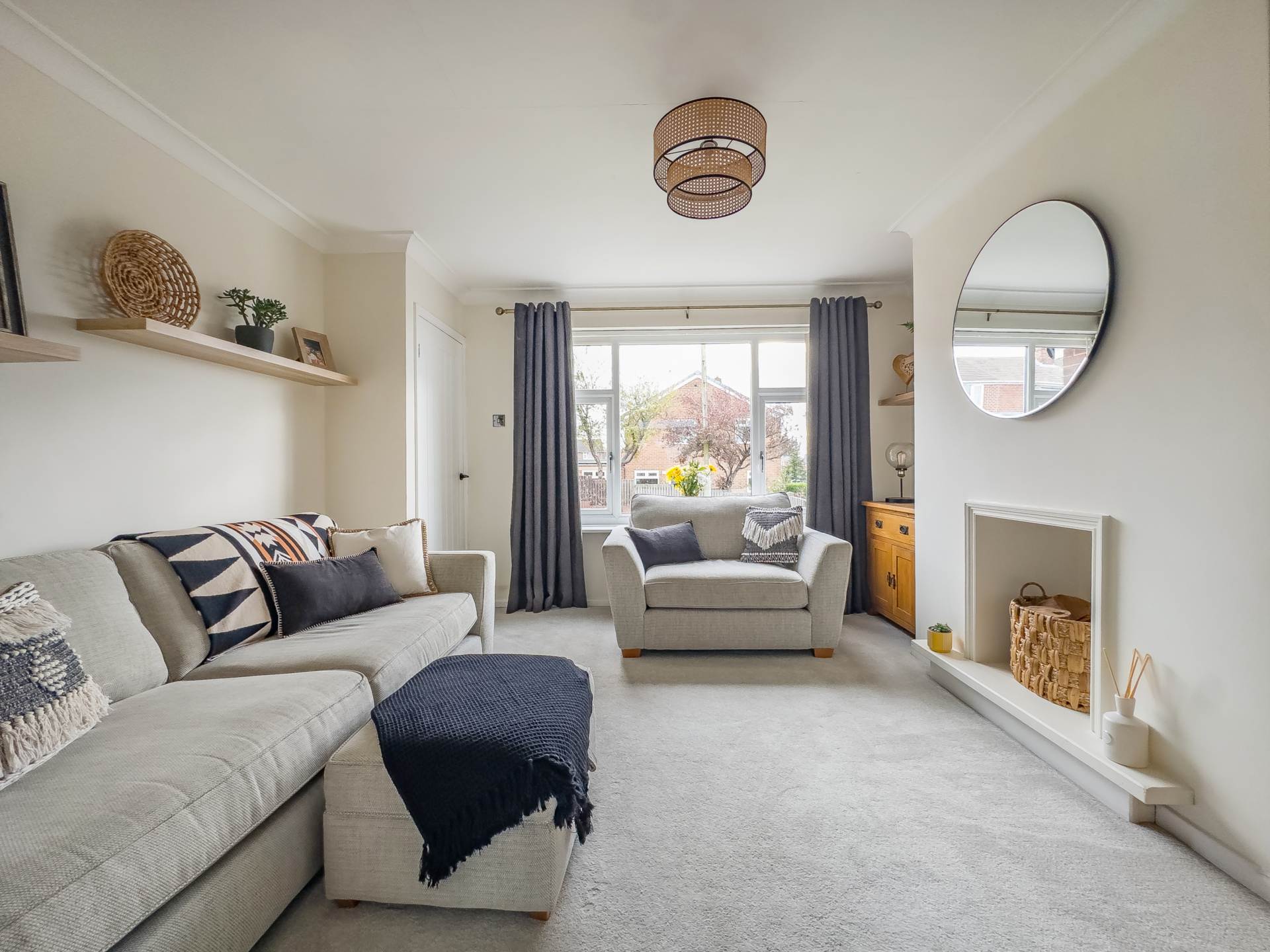 Castle Close, Birstall, Image 11