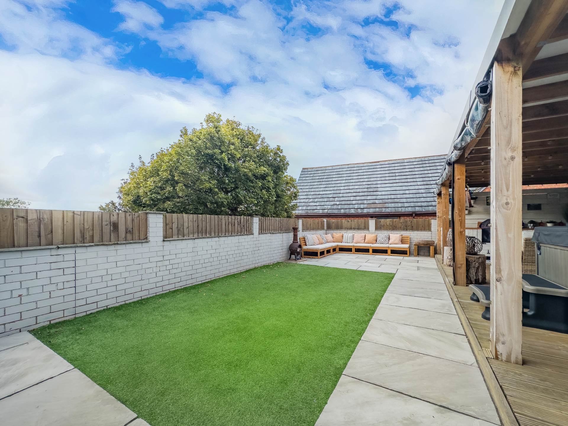 Castle Close, Birstall, Image 27