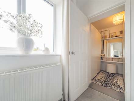 Castle Close, Birstall, Image 18