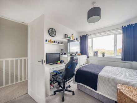 Castle Close, Birstall, Image 24
