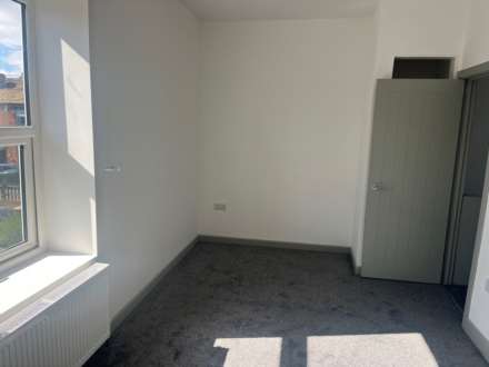 South View, Batley, Image 15