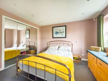 Moor Park Lane, Dewsbury, Image 18