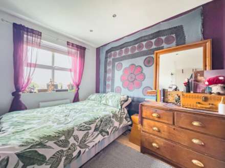 Moor Park Lane, Dewsbury, Image 22