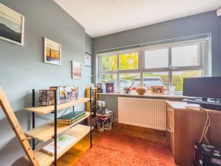 Moor Park Lane, Dewsbury, Image 7