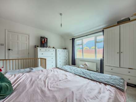 Fieldhead Lane, Birstall, Image 11