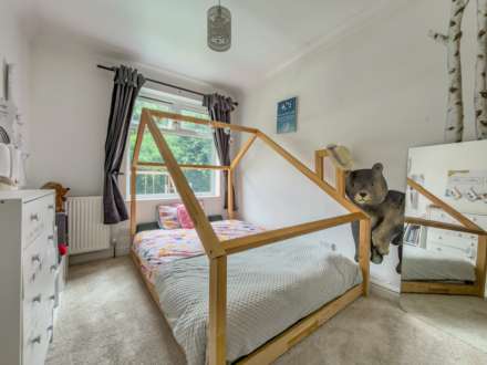 Fieldhead Lane, Birstall, Image 12