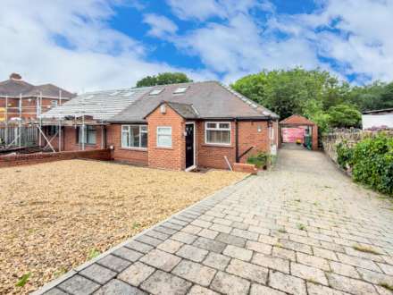 Fieldhead Lane, Birstall, Image 19