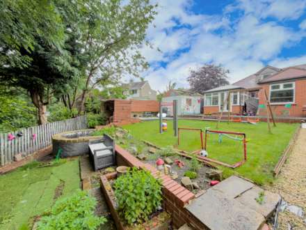 Fieldhead Lane, Birstall, Image 23