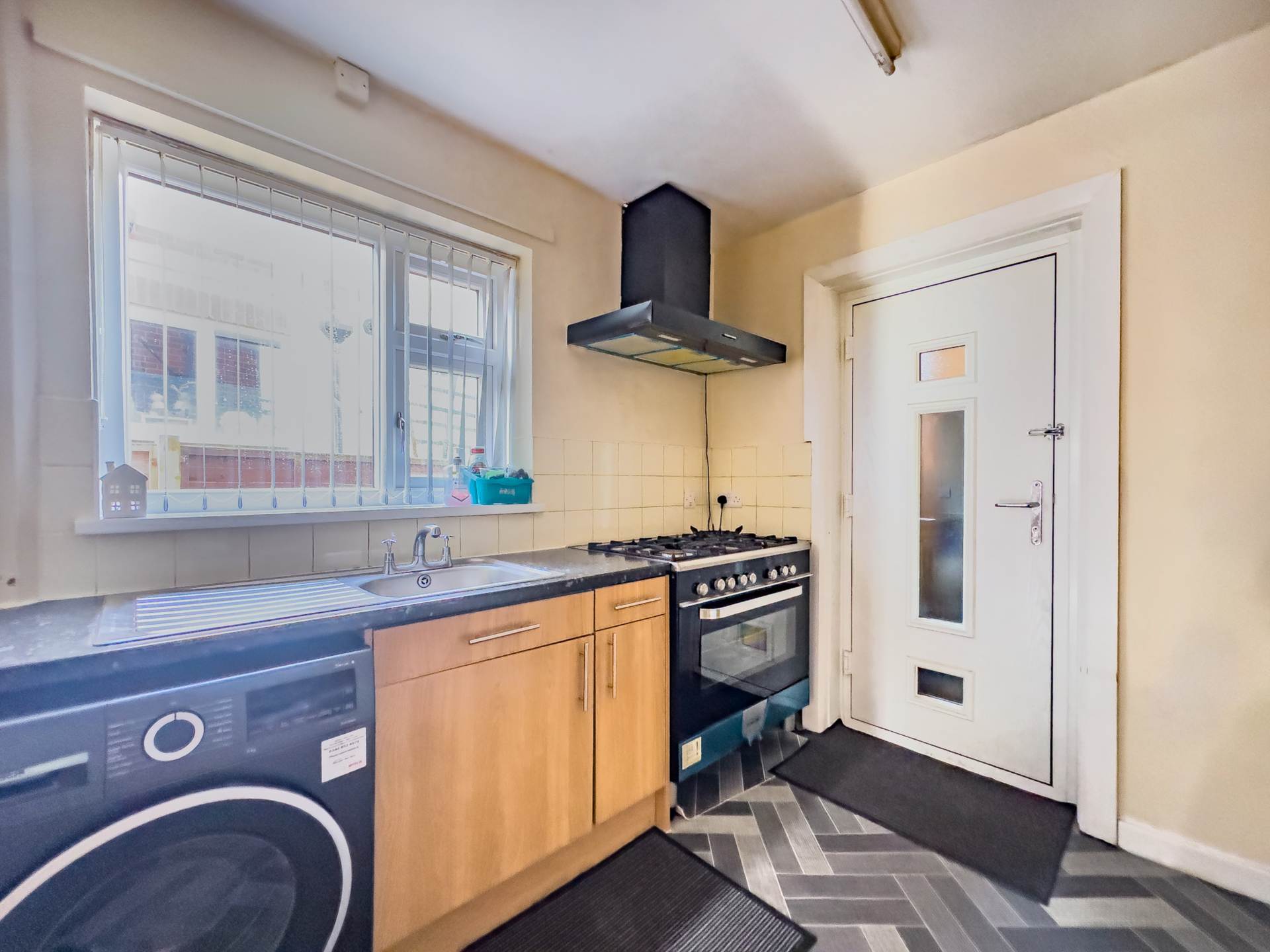 Fairview Avenue, Batley, Image 3