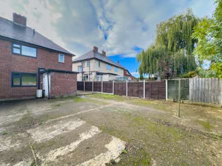 Fairview Avenue, Batley, Image 19