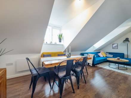 Broadlands Court, Pudsey, Image 6