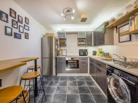 Broadlands Court, Pudsey, Image 9