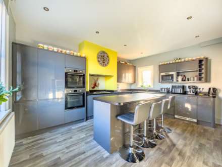 College Street, Birstall, Image 2