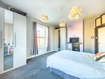 College Street, Birstall, Image 9