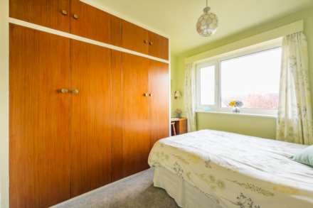 Castle Close, Birstall, Image 9